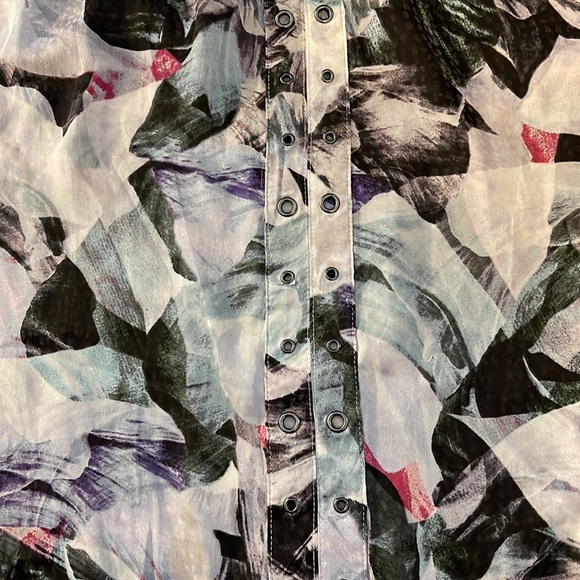 JLo Tank - Picture 2 of 2